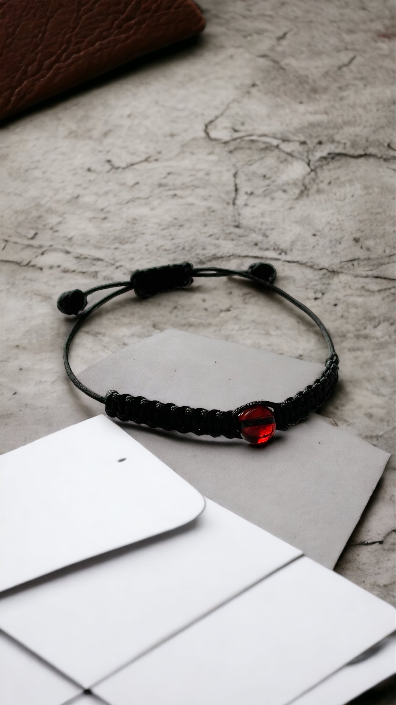 اسوارة الكهرمان