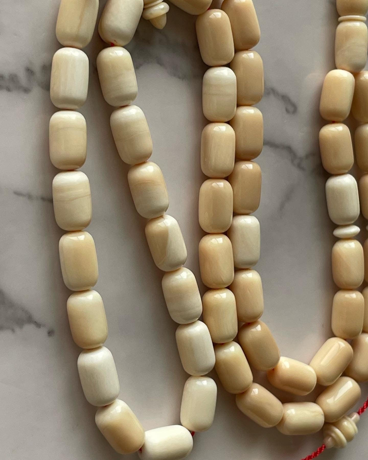 مسباح عاج الفظ