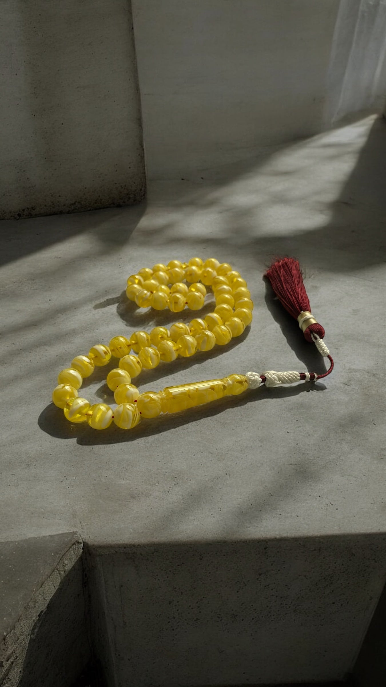 مسباح بودرة كهرمان مشخط