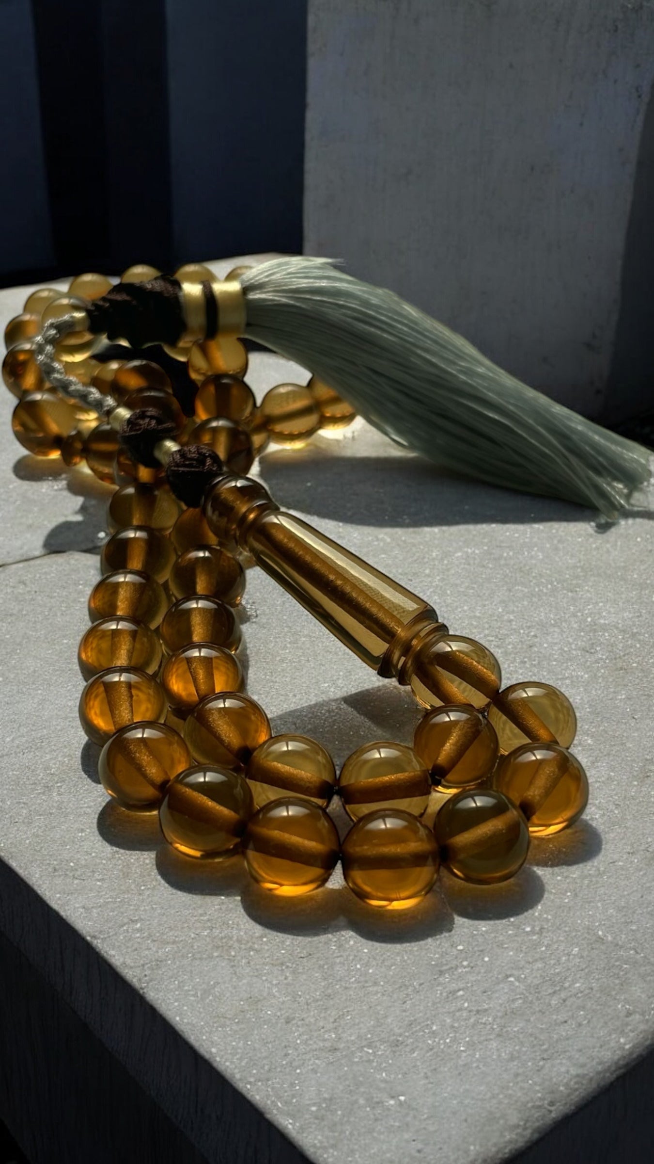 مسباح برونزي