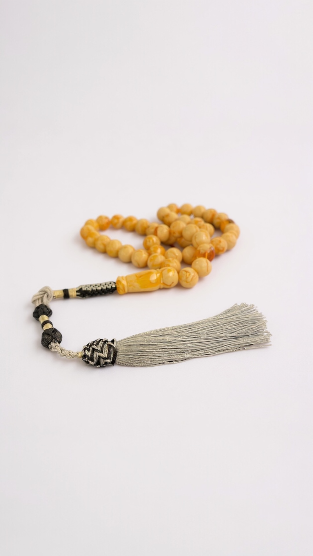 مسباح بودرة الكهرمان الفواح دائري