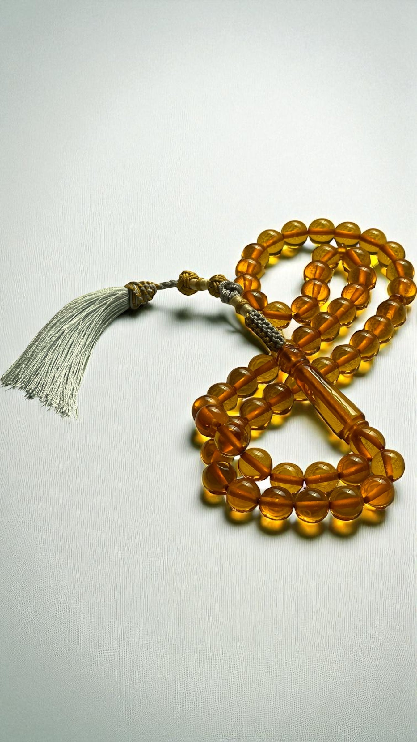 مسباح كاست عسلي